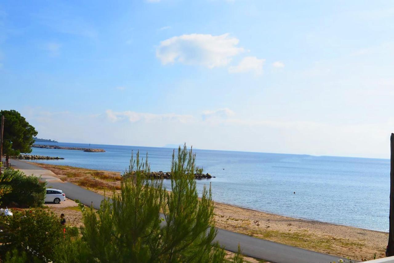 Lemon Beach Front Apartment, Nikiti 外观 照片